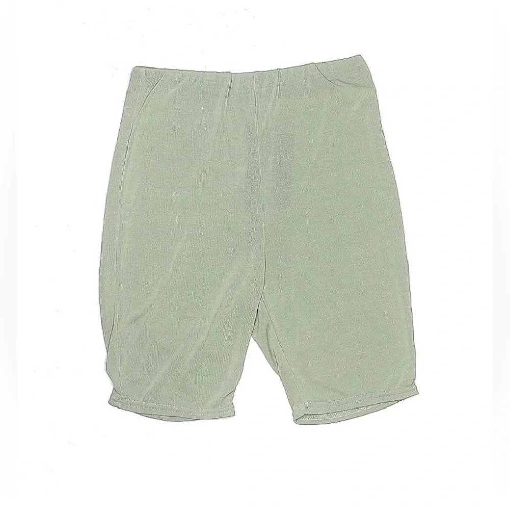 NWT Pretty Little Things Biker‎ Shorts Green US Size 8